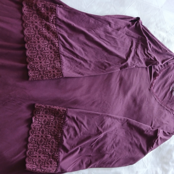 Soft Surroundings nightgown - Picture 4 of 5